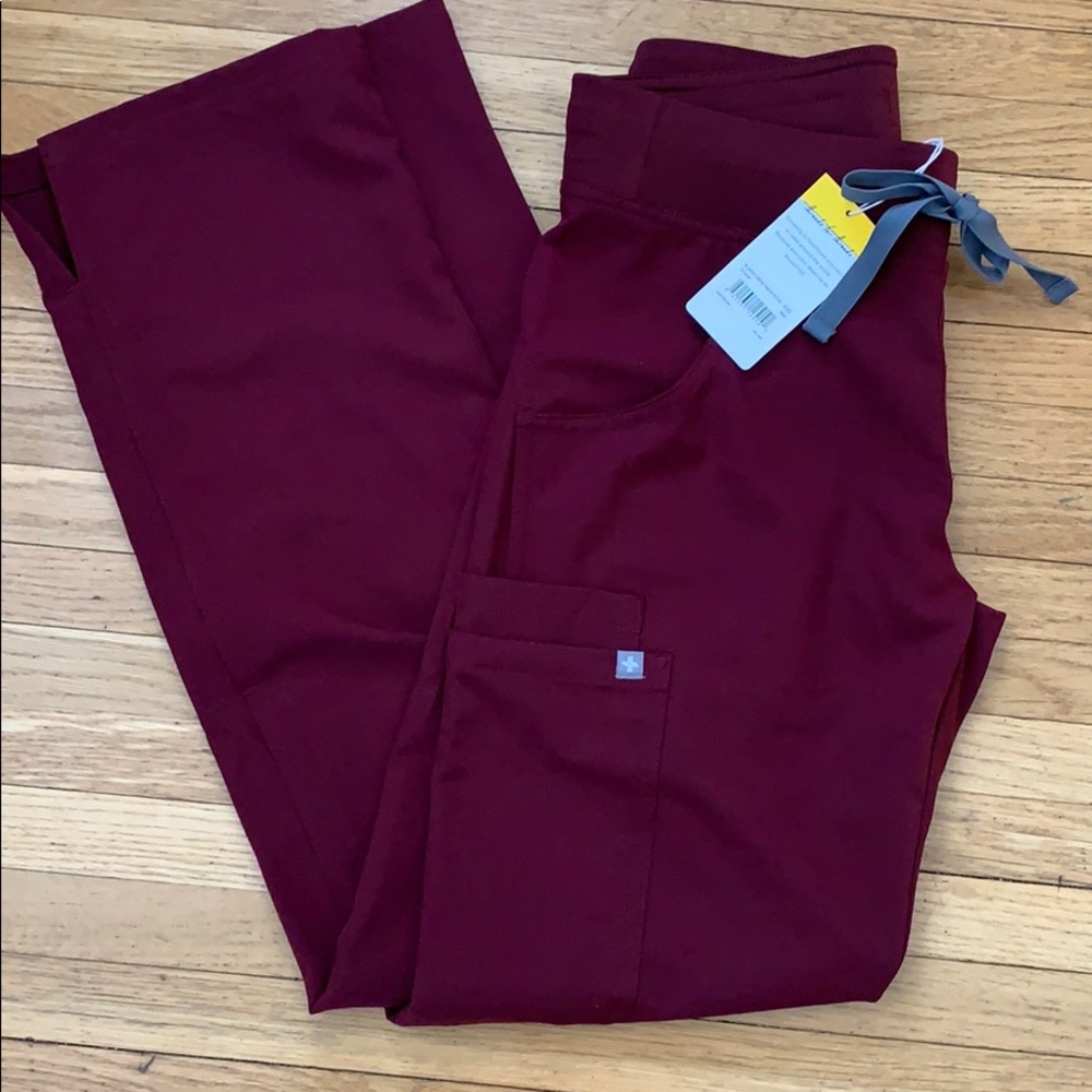 NWT Figs Burgundy Kade Scrub Pants